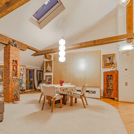Unique Luxury Loft With Terrace In Old Town Apartment Прага Екстериор снимка