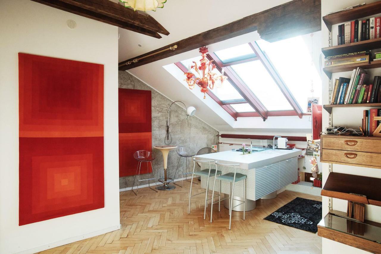 Unique Luxury Loft With Terrace In Old Town Apartment Прага Екстериор снимка