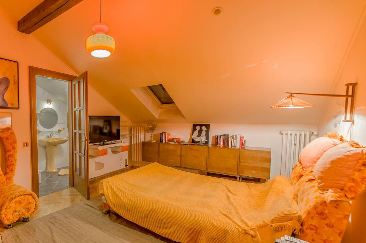 Unique Luxury Loft With Terrace In Old Town Apartment Прага Екстериор снимка